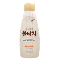 PIGEON Жидкое средство для стирки шерстяных и деликатных тканей Wool Touch 1 л. Корея